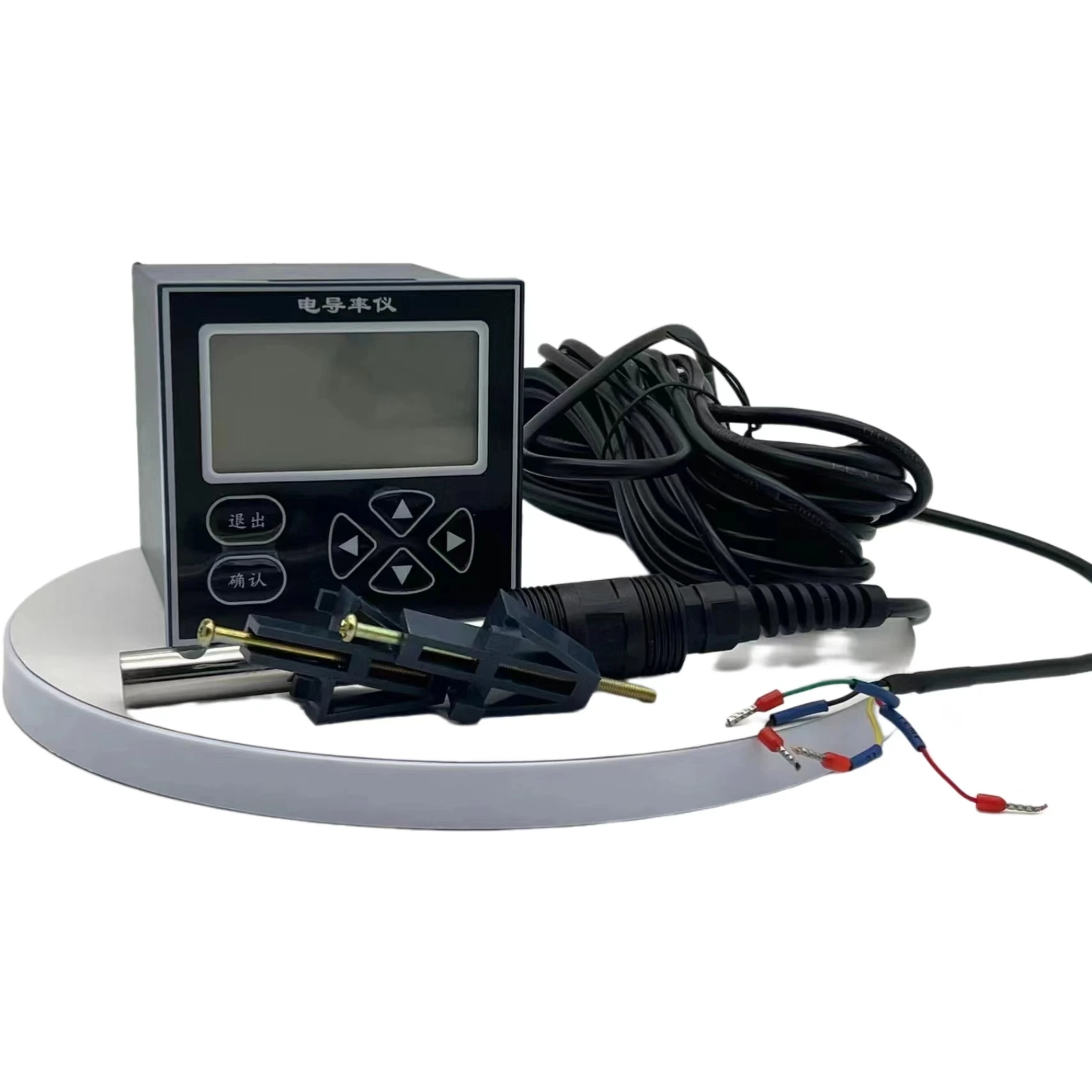 YYHC-A new high-quality multi-functional online conductivity meter with a code