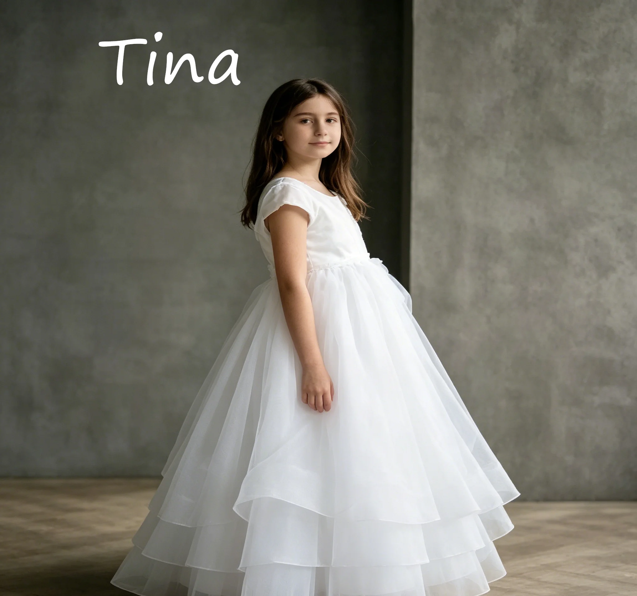 Princess Flower Girl Dress for Wedding Short Sleeve Applique Floor Lenght Infant Baptism Gowns First Communion Gown Custom