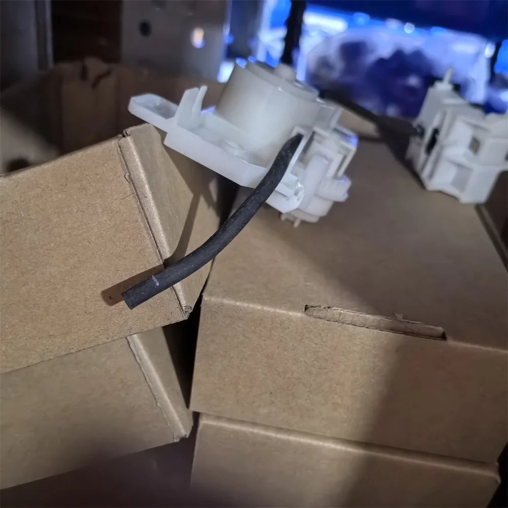 

1576550 1586471 1620230 Система насоса чернил в сборе для Epson L301 L210 L220 L130 L220 L310 L350 L360 L380 L455 L550