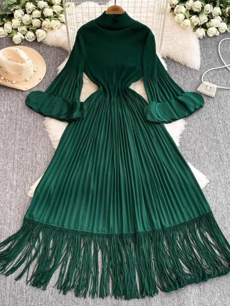 Eleganckie rękawy z rozkloszowanymi płatkami 3D Vintage golf szykowny plisowany frędzel wąska, długa sukienka wieczorowa główna ulica odzież jesienno-zimowa — zdjęcie 2
