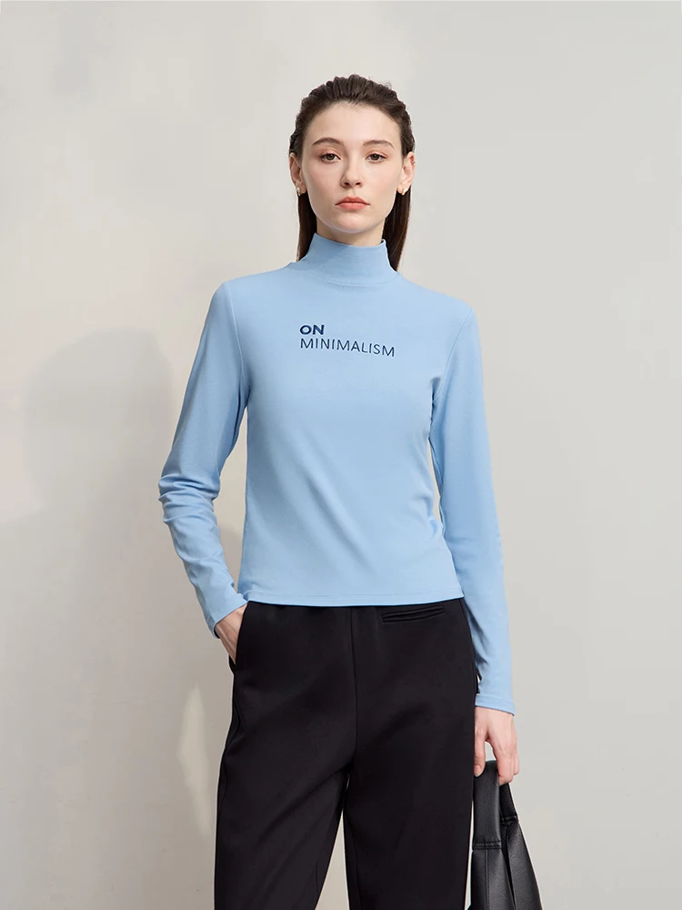 

AMII Women's T-shirt 2025 Autumn New Casual Versatile Top Women Turtleneck Letter Embroidery Long Sleeves Ladies Tops 12524058