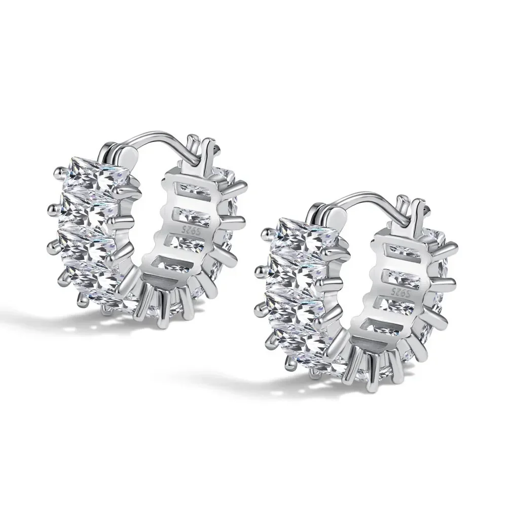 

S925 Pure Silver Ear Nail Female Cold and Elegant Style, Light Luxury Design, Personalized Mix and Match Ring Wedding
