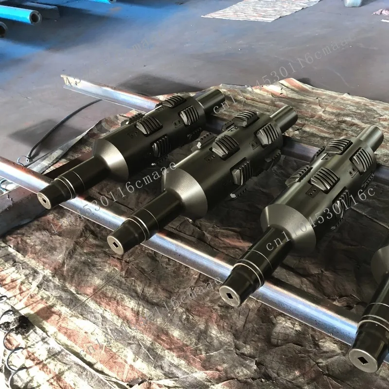 API 7-1 Oil Well Drilling Equipment Tools, Downhole Tools, Casing Scraper, Non-Rotary, Forged Carbon Steel 1 Piece