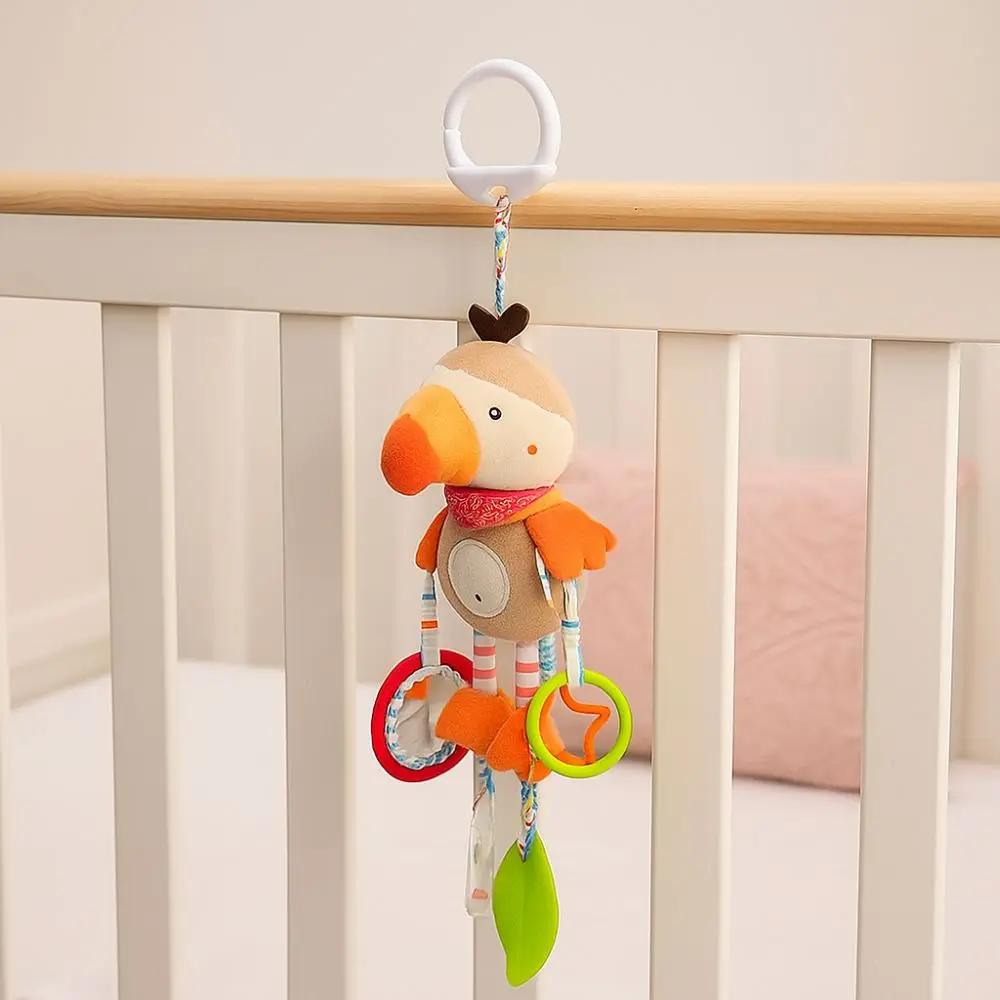 Schattig ontwerp babyrammelaar speelgoed grijpvermogen training pluche materiaal kinderwagen hangend speelgoed bel speelgoed knuffeldier