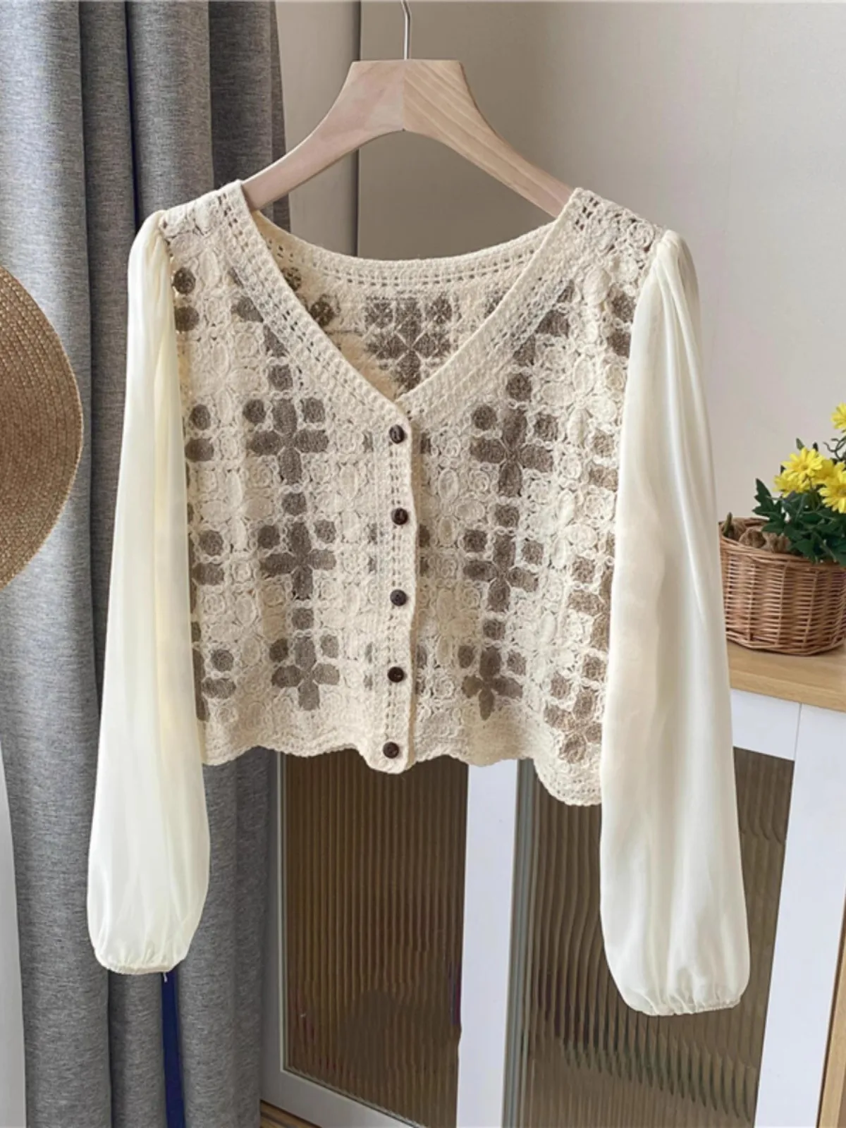 여성 블라우스 크로 셰 뜨개질 니트 퍼프 슬리브 버튼 프론트 오픈 워크 자르기 탑 여름 십대 소녀 보헤미안 비치 페스티벌 복장