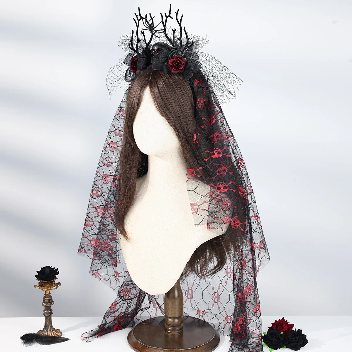 Damen Gothic Geweih-Schädel-Schleier-Stirnband, Schwarzes Spitzen-Rosen-Blumen-Kopfband für Halloween, Vampir-Cosplay, Dunkle Party-Kostüm-Accessoire – Detail 5