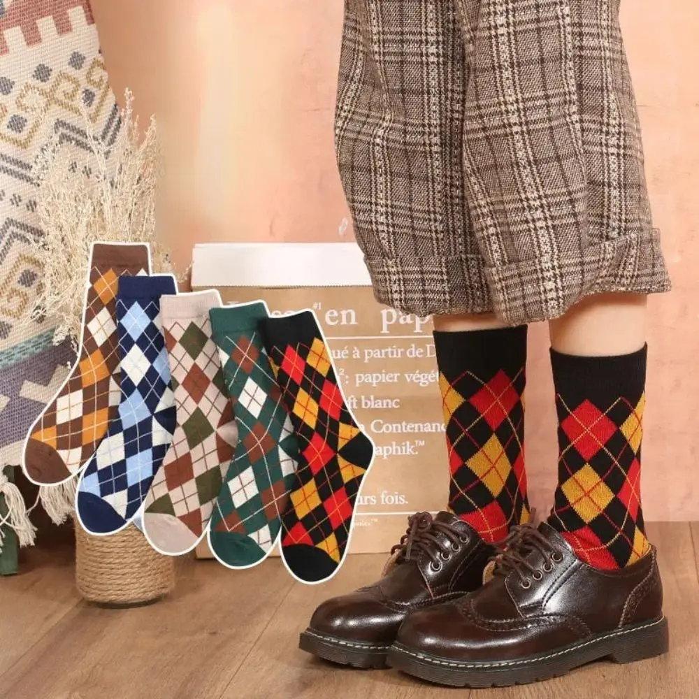 Vintage Classic Plaid Pattern Preppy Style Thick Autumn Winter Casual Socks Mid Tube Student Socks Women Knitted Socks