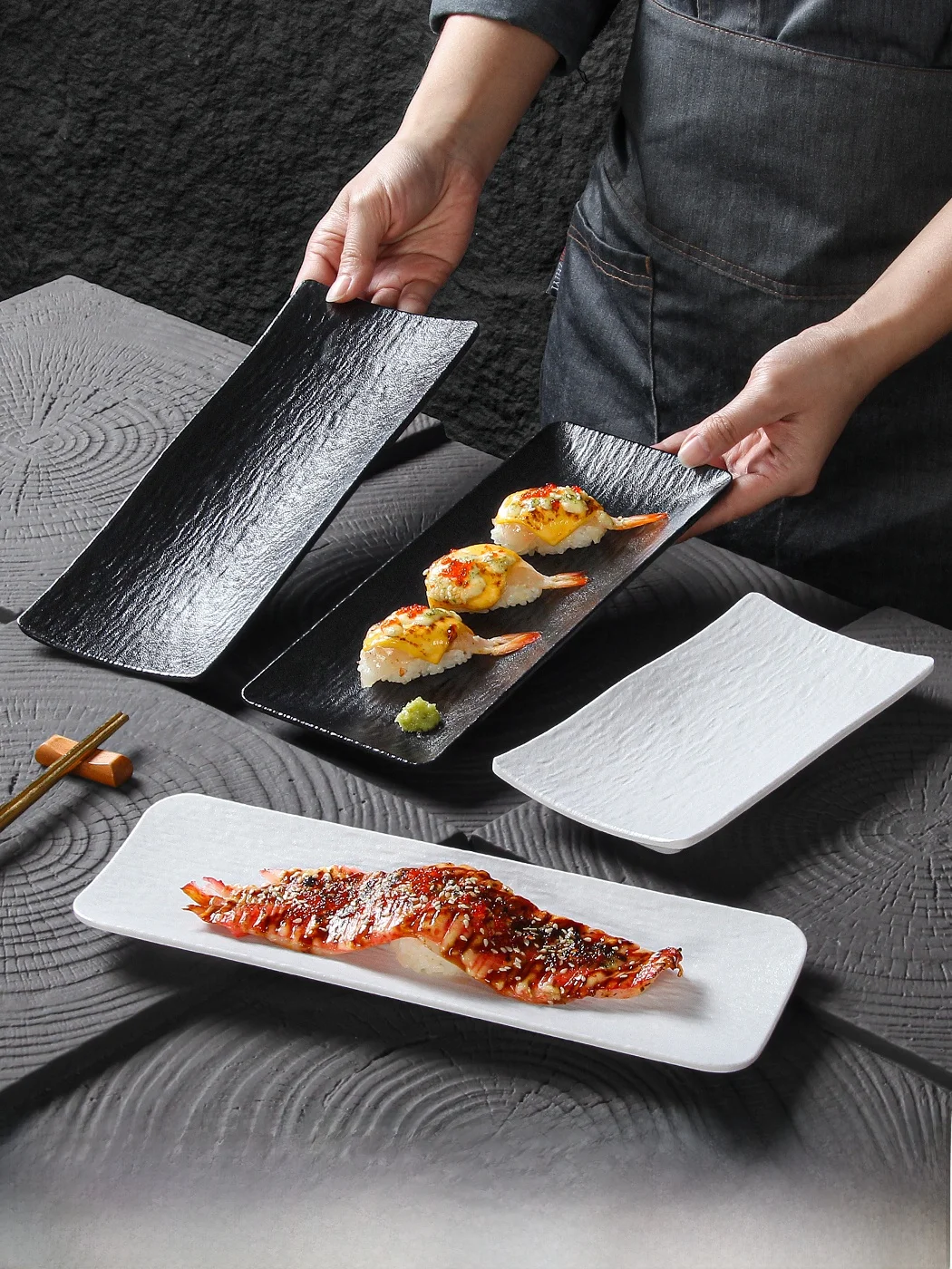 Plato de sushi de melamina de calidad comercial, rectangular, de plástico, para exhibición de barbacoa, estilo japonés, disponible en varios tamaños y colores.