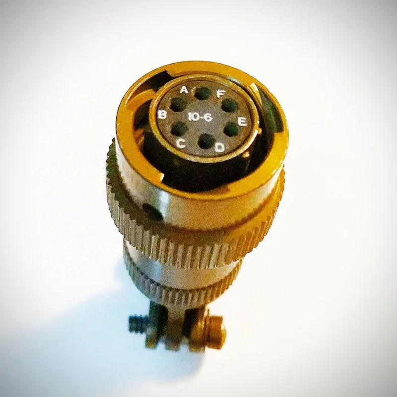 6-Pin Aviation Plug 851-06E10-6S replacement VG95238 Bay-onet Quick-Connect Industrial Connector