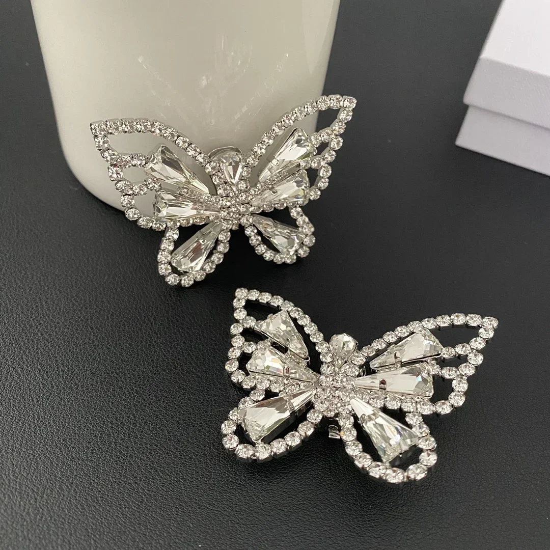 New Europe Exaggerated Crystal Hollow Butterfly Ear Clip Large Earrings Women Luxury Jewelry Famous Designer Brand Trend