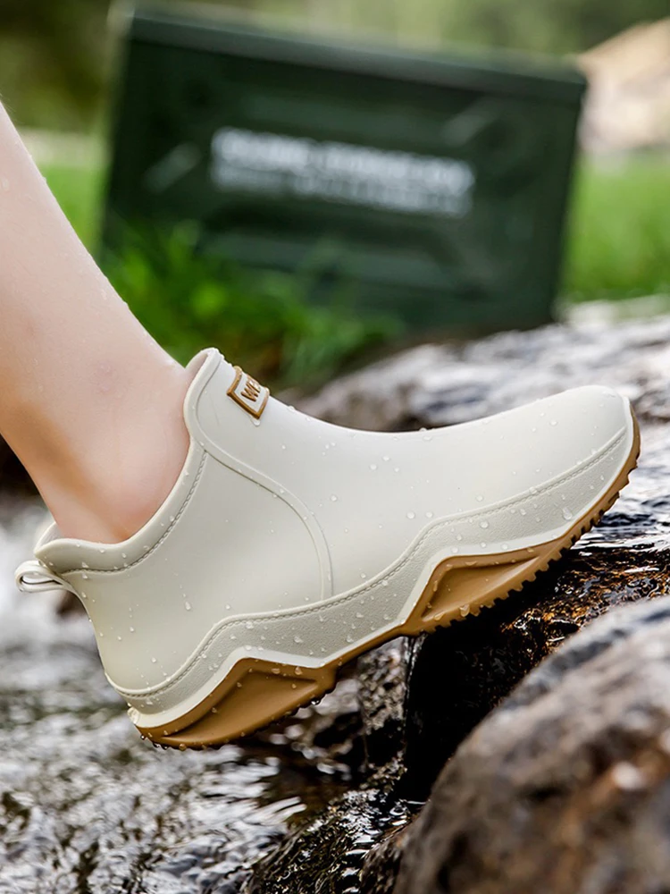 Rain Shoes Ankle Waterproof Shoes Women Rain Boots Men Anti-slip Wear-resistant Plush Fashion Kitchen Work Boots Summer Winter