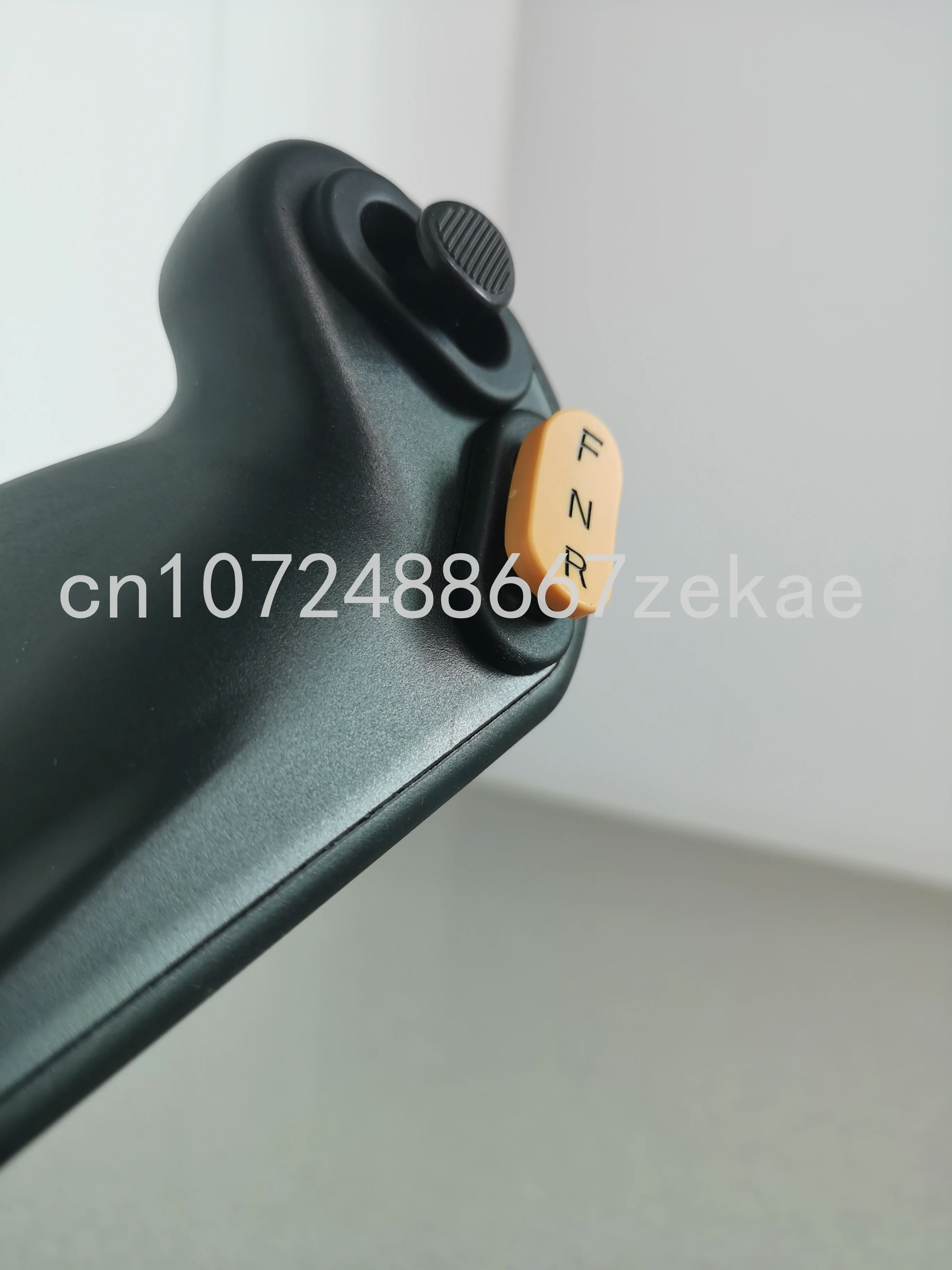 Construction machinery bulldozer handle SMC82A83-CAN communication