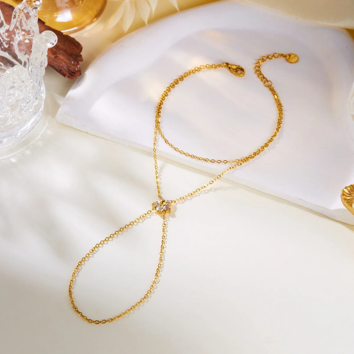 Minimalistische runde Zirkon-Fingerarmbänder aus Edelstahl für Damen und Herren, geometrischer ovaler Kristall-Blumenring, Armreif, Hochzeitsschmuck – Detail 25