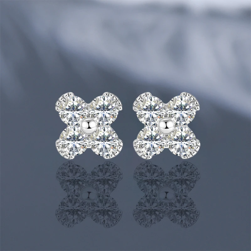 

IOGOU Lucky 3mm Moissanite Clover Flower Earrings Piercing Stud 925 Silver for Women Minimalist Jewelry Charm Christmas Gifts