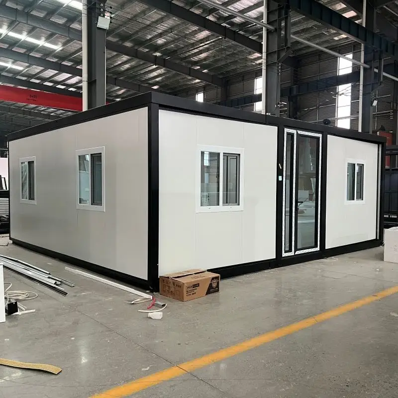 Prefabricated Expandable Container House 2 3 Bedrooms Mobile Tiny Home Warehouse Barn Portable Container Homes Folding Room