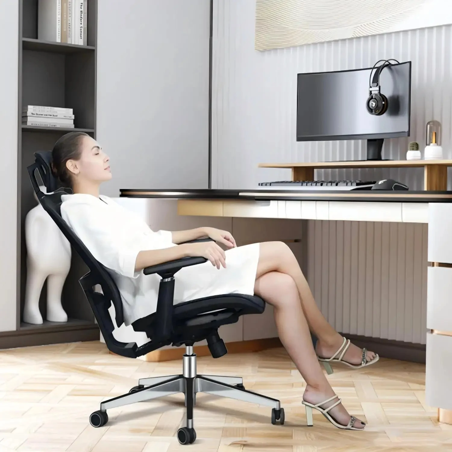 

Office Chair Desk Chair with Back Support, Ergonomic Chair with Flip-Up Armrest, Adjustable Headrest, Swivel Mesh Chair Computer