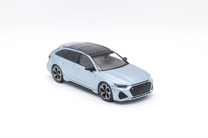 MASDI 1:64 RS6 Avant ijsblauwe gegoten modelauto