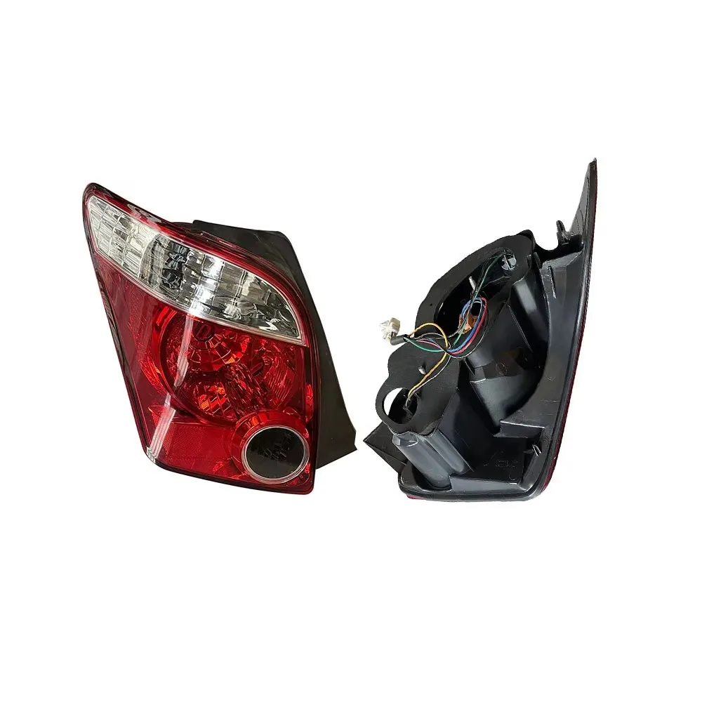 Car Taillights for Toyota IST Ncp61 2002 to 2009 Tail Light Rrverse Turn Brake Lamp 2Pcs