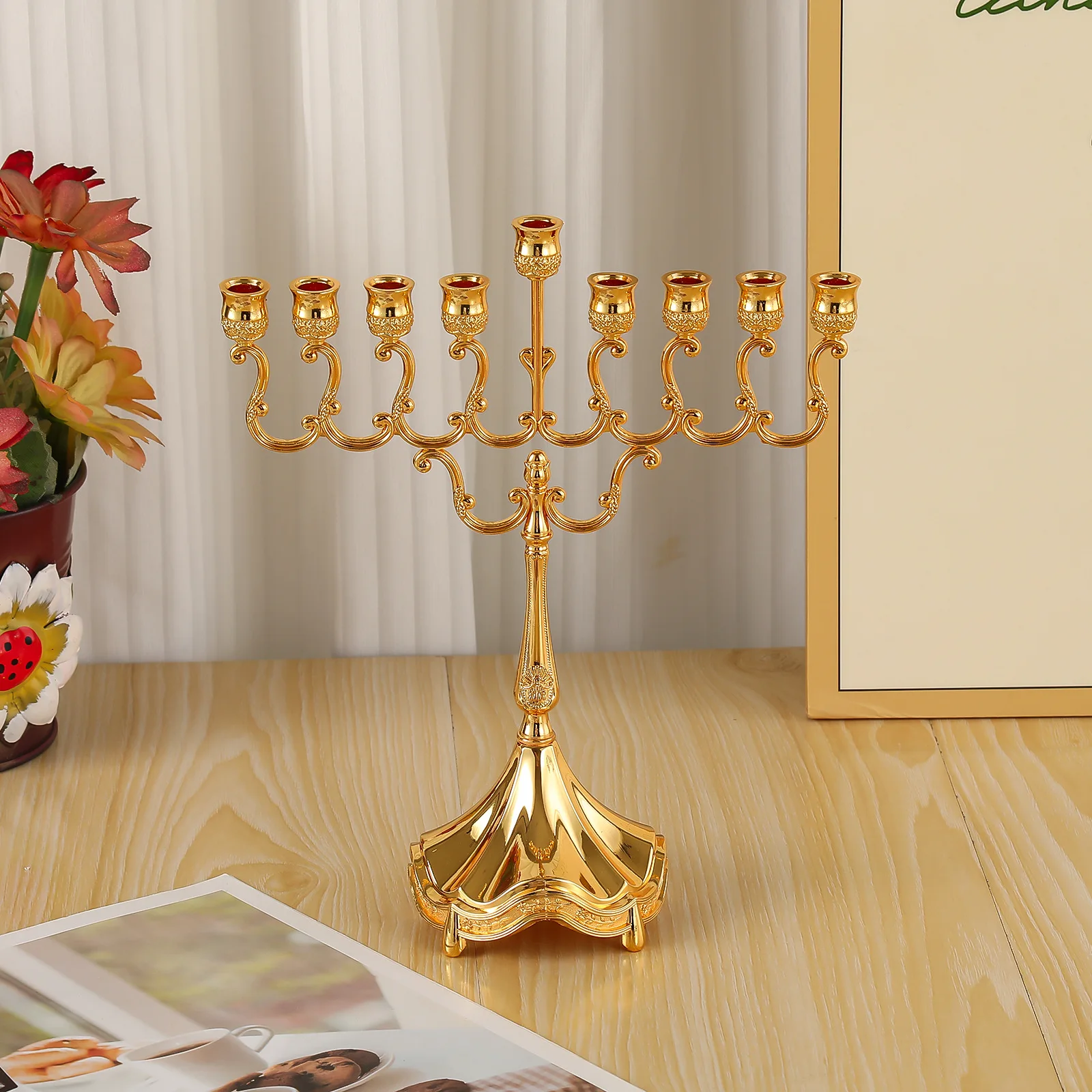 Europäischer Hochzeits-Dekor Kerzenständer Romantisches Kerzenlicht Neunarmiger Kerzenhalter Heimdekoration Qixi-Feier Dinner-Party Kerzenständer