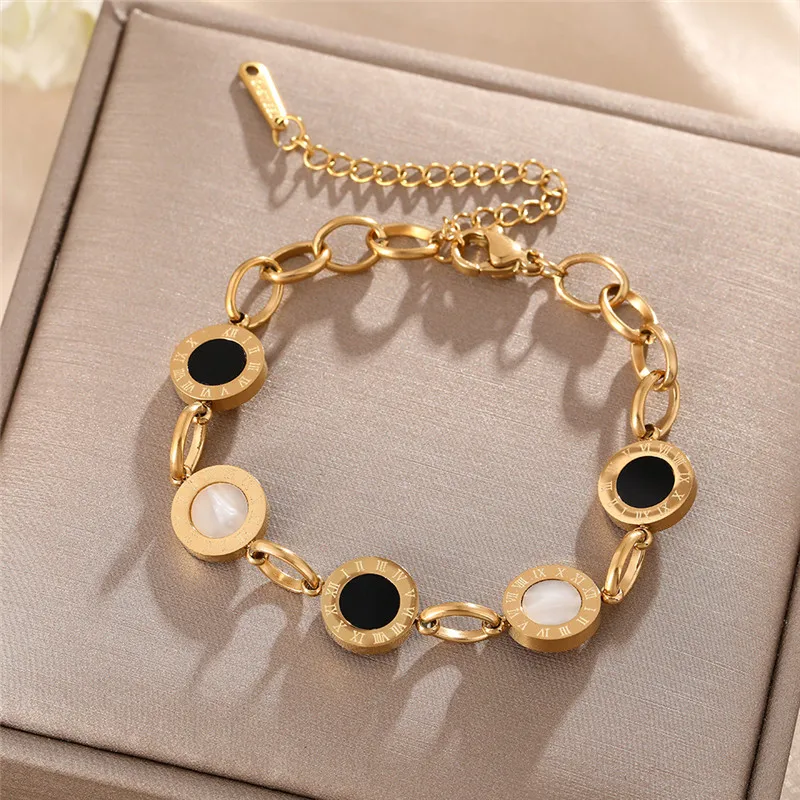 316L Stainless Steel Black And White Fritillaria Roman Round Plate Elegant And Charming Golden Gril Bracelet Evening Jewelry