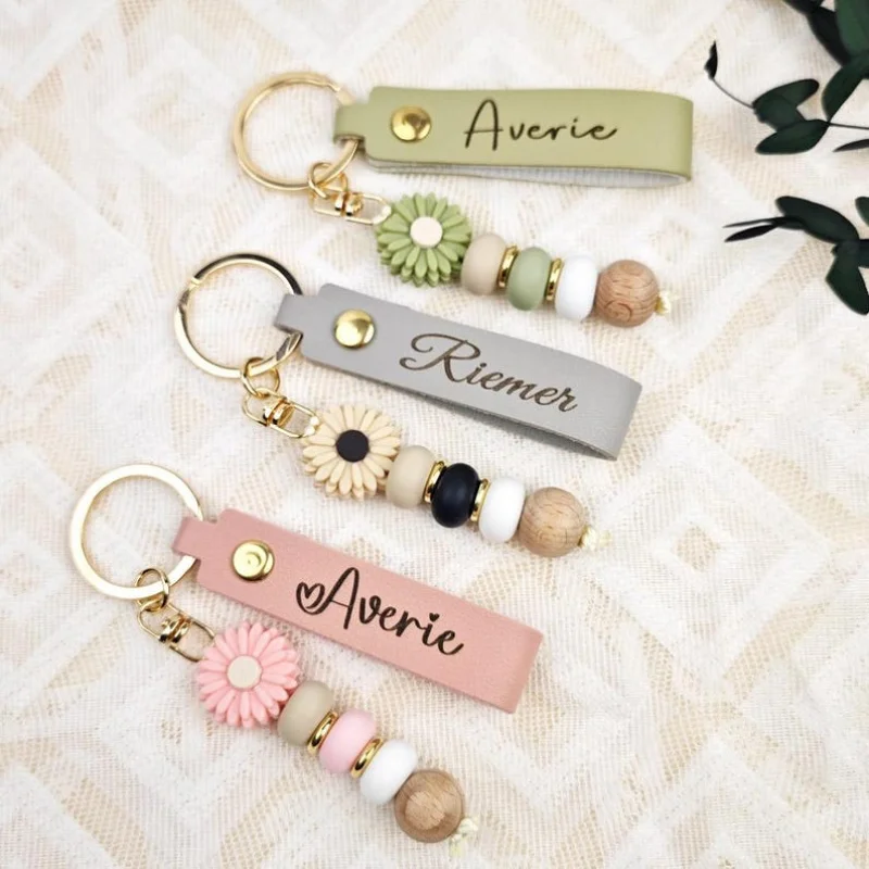 Personalised Daisy Beaded Keyring Gift