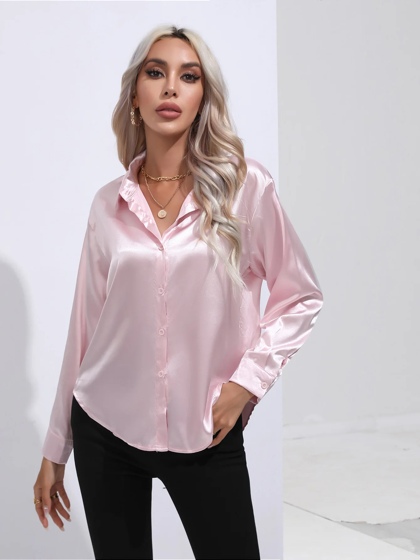 Camisa de manga larga de seda de imitación satinada para mujer, blusa con botones y solapa, color liso, ropa elegante para oficina, otoño e