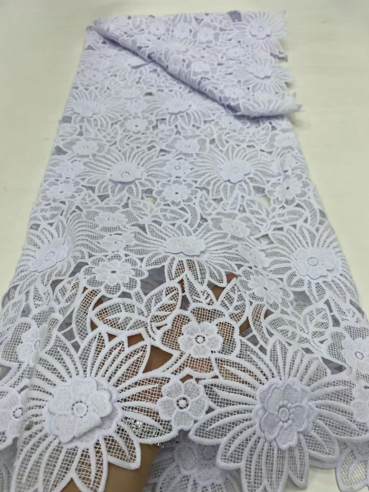 

2025 African Nigerian High-Quality Tulle Lace Fabric Cotton Embroidery Guipure 5 Yards for Prom Dresses Sewing Damask DP491