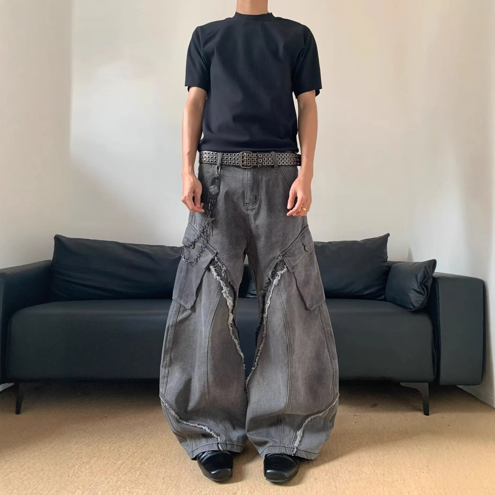 

2026 New American Street Vibe Style Heavy Duty Splicing Raw Hem Zipper Fly Bootcut Denim Jeans For Men Loose Floor Length Pants