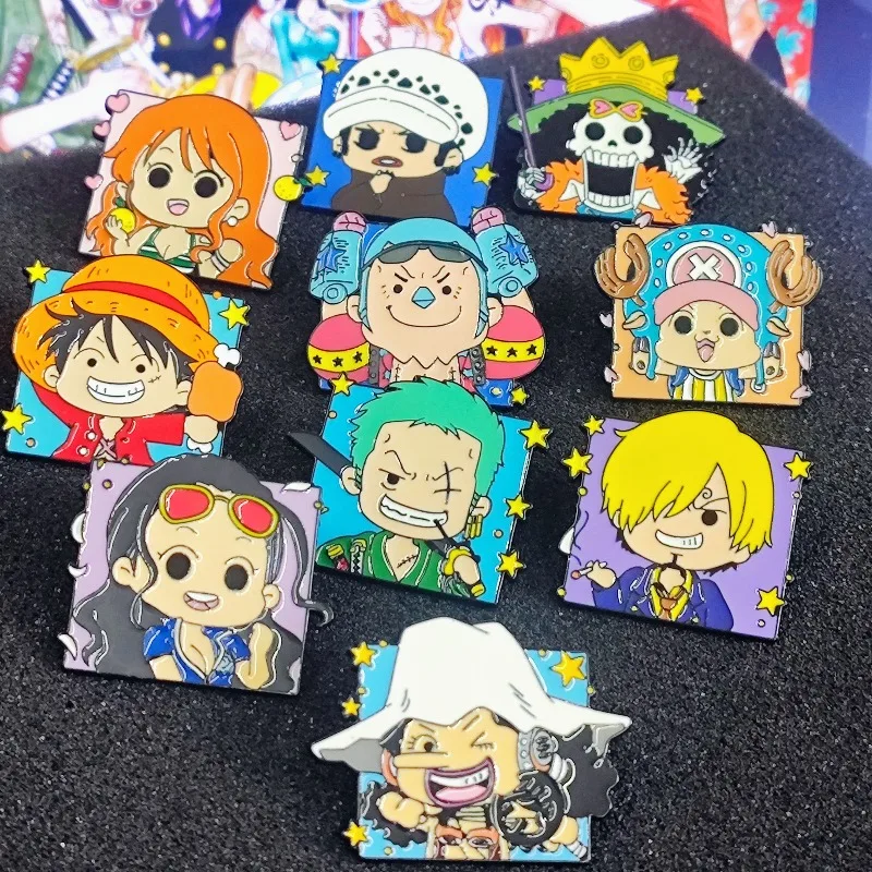 ワンピース漫画ブローチキャップルフィ Q Figurals ゾロサンジアニメアクションフィギュアおもちゃバッジ商品装飾子供のギフト