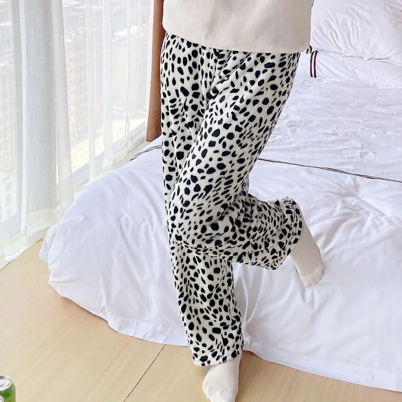 Fashion Flannel Leopard Print Sleepwear Women Loose Warm Cute Pajama Autumn Winter  Casual Long Plush Pants Home Clothing Female