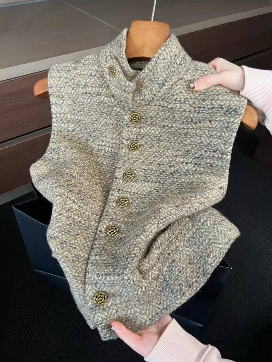 

ay Vest Women's Spring Lightweight Luxury Faionable Unique Beautiful Super Good Looking Layering Small Fraance Sle Ve...