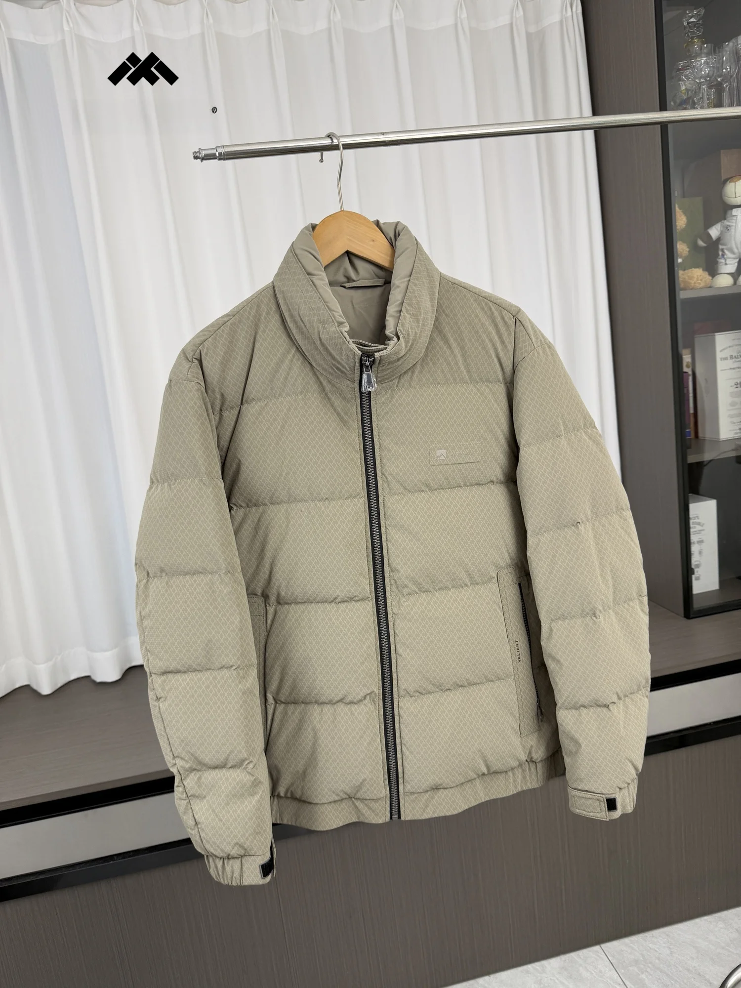 Men's Business Style down Jacket High Fluffy 90 Duck down Print Collar Winter Coat Warm Long Sleeve Zipper Closure Regular Fit