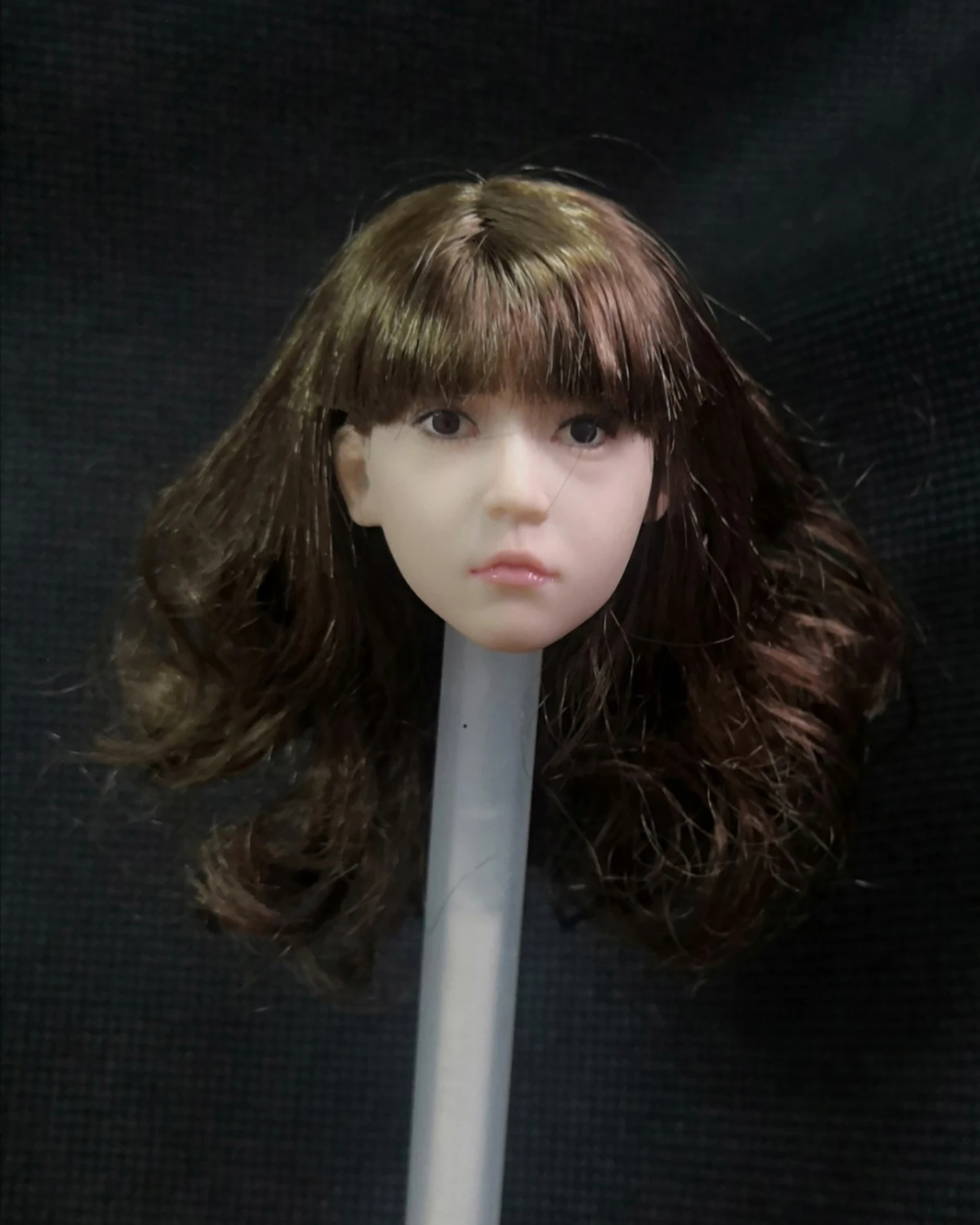 1/6 スケール少女学生カールヘッド彫刻彫刻モデルおもちゃ