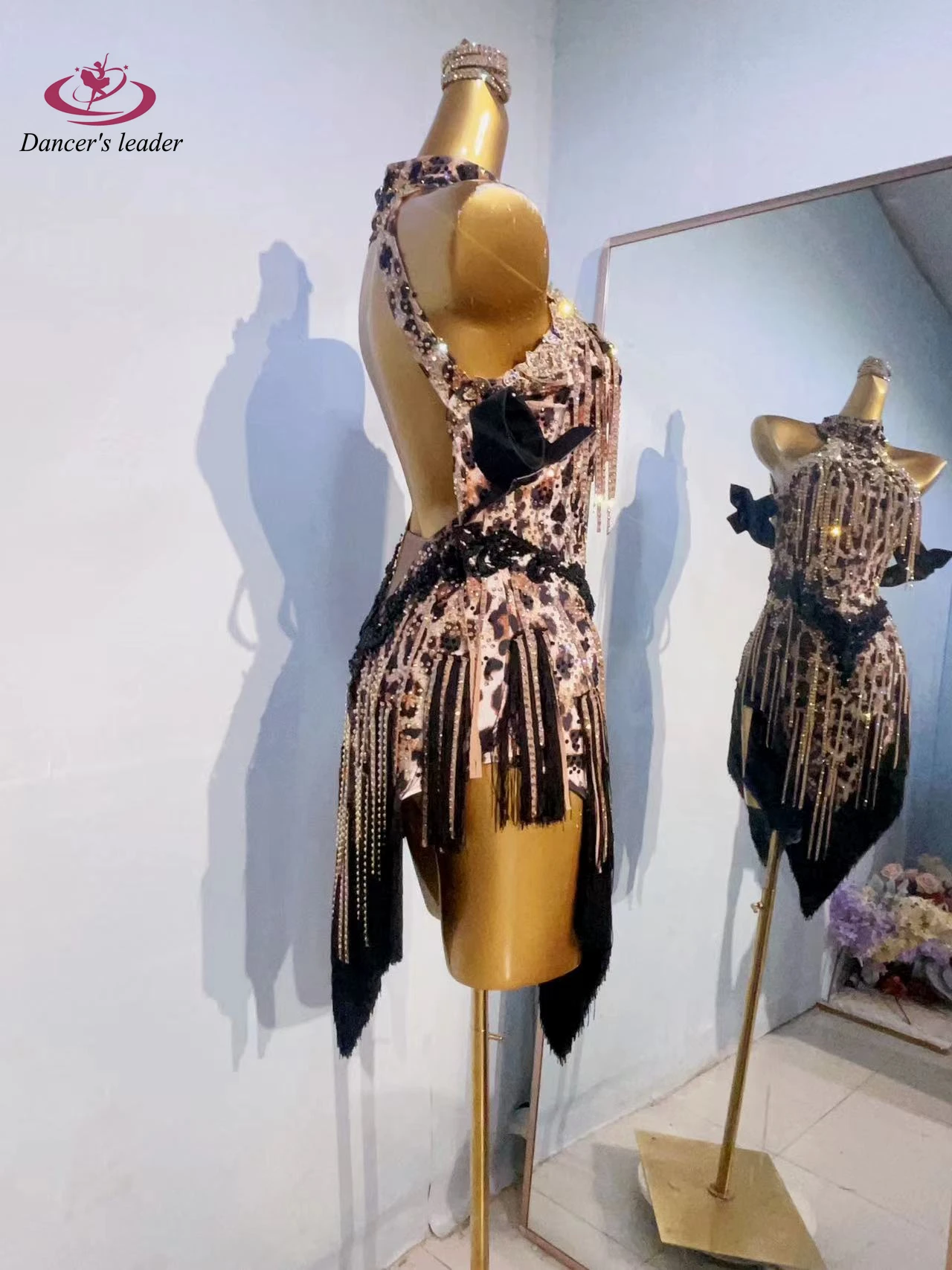 Vestido de dança latina, vestido floral com estampa de leopardo personalizado de alta qualidade, perfeito para roupas profissionais de palco adulto feminino