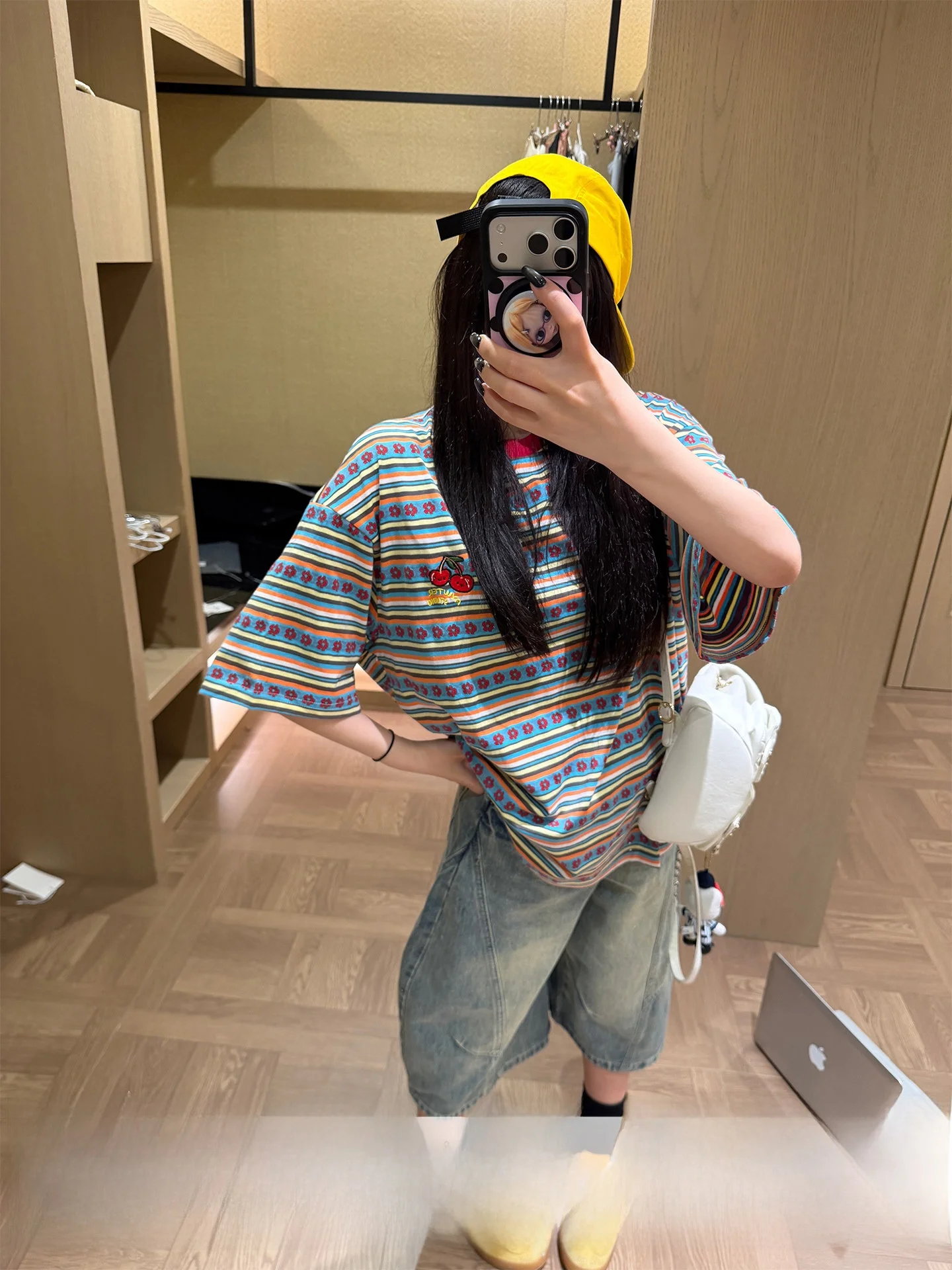 

Женская футболка с коротким рукавом в стиле ретро с цветными блоками и полосками, летняя повседневная свободная приталенная футболка с полурукавом, корейская версия для офиса и города