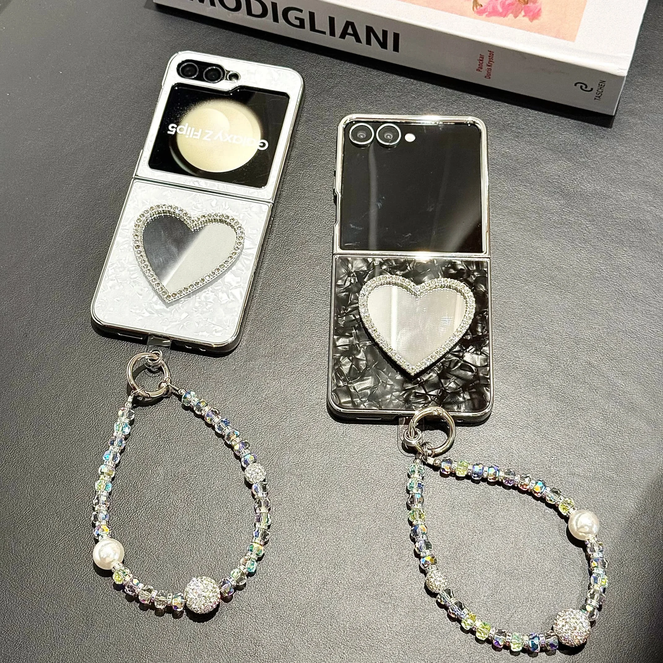 

Back Cover For Samsung Galaxy Z Flip 7 6 5 4 Flip Case Shell Love Mirror Wristband Bracelet Chain Hard Pc Shockproof Phone Case
