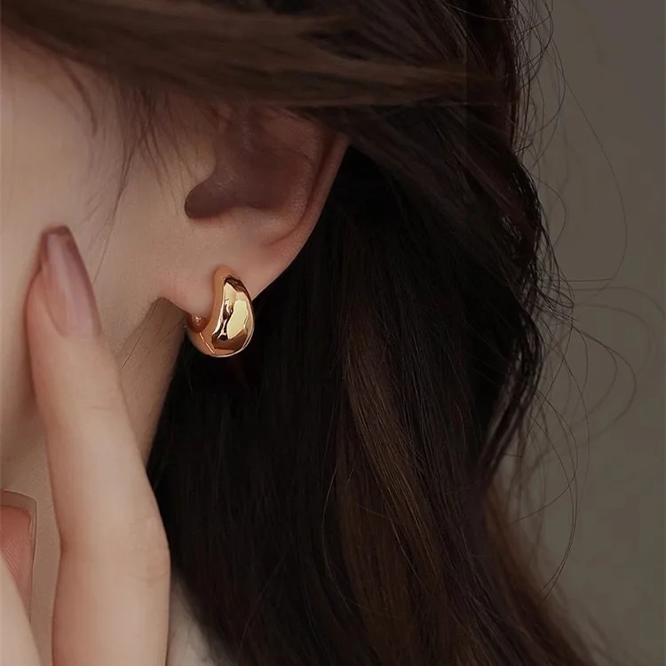 925 Sterling Silver Simple Wide Huggies Gothic Hoop Earrings for Women European Unisex Piercing Rock Jewelry Ear Buckles Aretes view 2