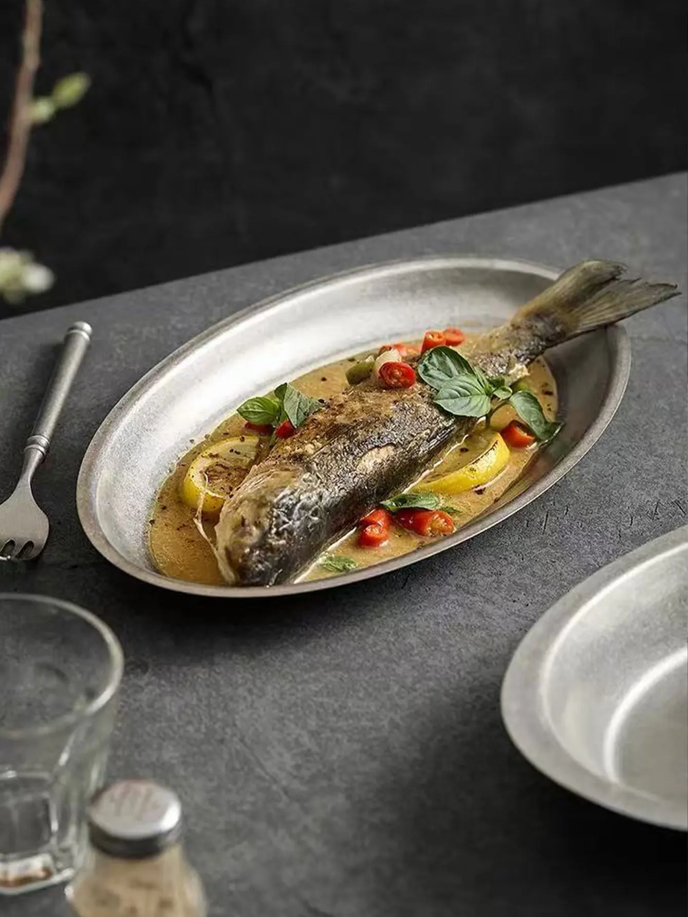 304 American Retro Tableware, Western-Style Dinner Plate, Stainless Steel Plate, High-End Industrial Style, Personalized Plate, Snack Plate, Fish Plate, 1Pcs