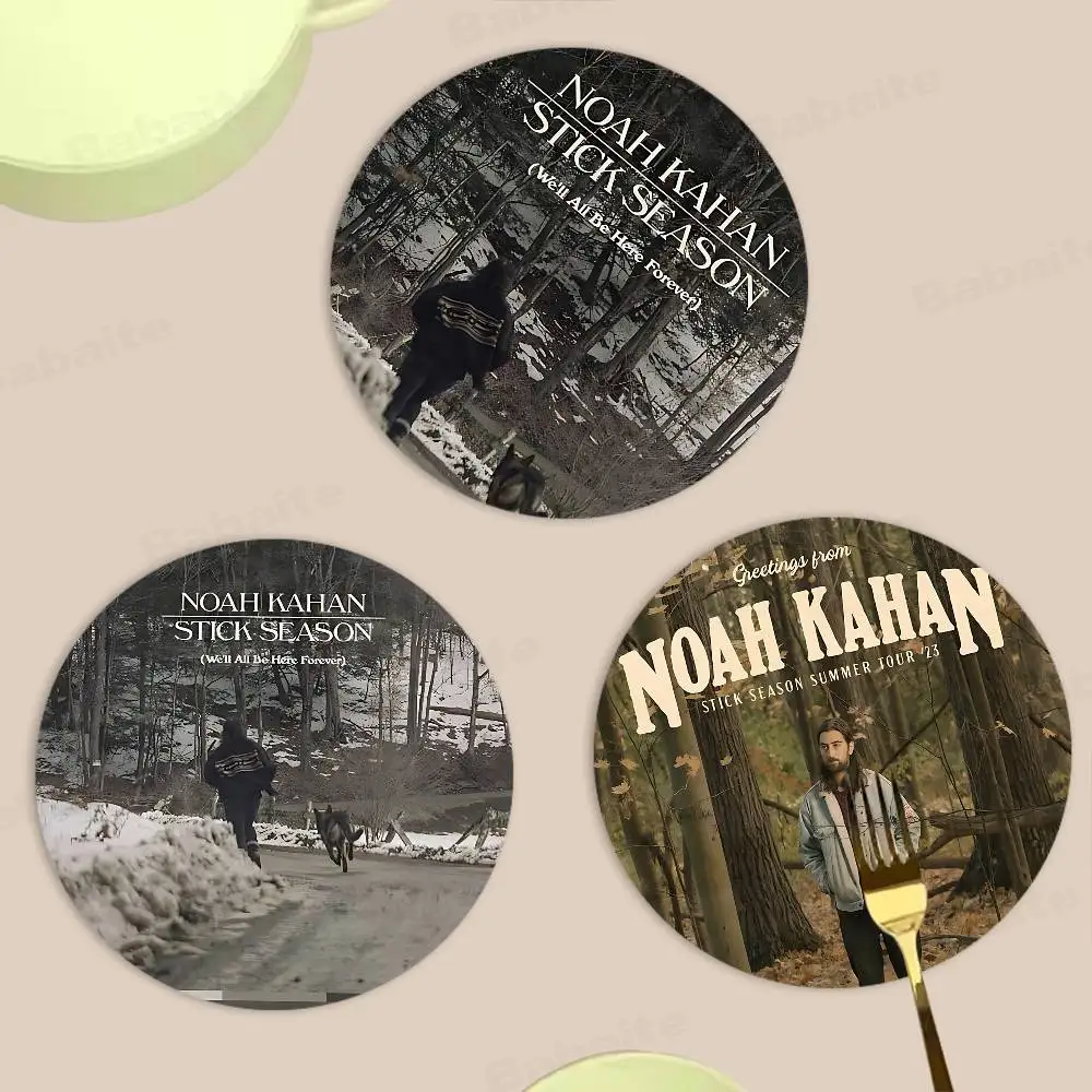 Busyhead American Singer Noah Kahan Retro Wooden Cup Mats Elements Colour Printing Cup Coasters Home Kitchen Decora Gifts
