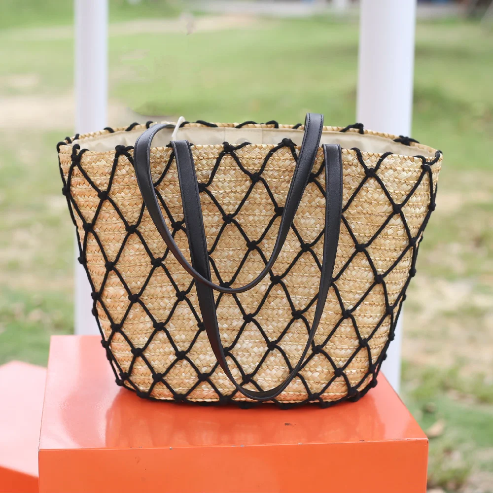 New European And American Summer Fishing Net Hollowed Out Straw Woven Bag Fashiona Leisure Commuting Tote Bag For Women Trendy