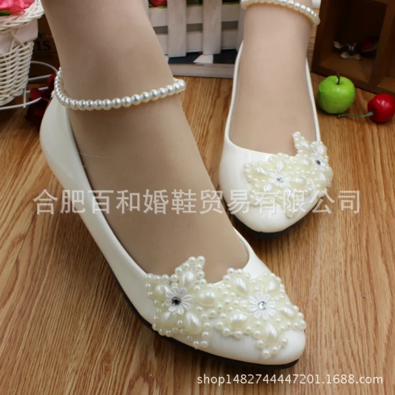 Sexy Pumps Women Wedding PU 5CM Thin Heels Fashion Pentagonal Pearl Decorate Anklet Bead Rhinestone Women Party Mule Shoes White