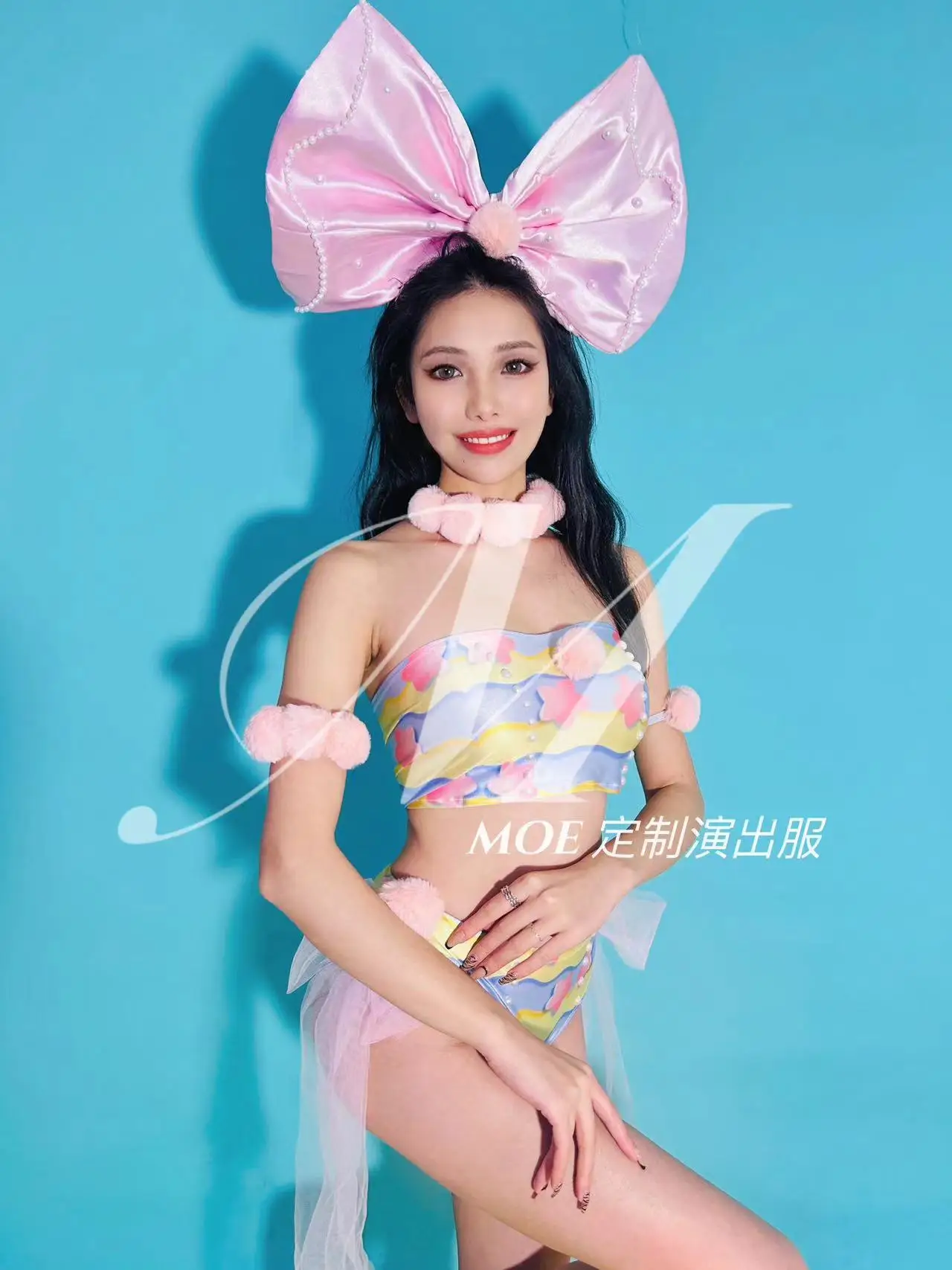 2025 vente chaude nouvelle discothèque Bar mode Performance vêtements couleur bonbon arc ensemble DSGOGO saint valentin fête ensemble yj061