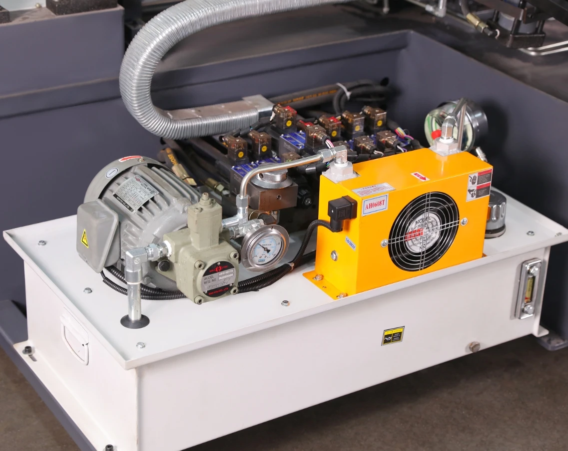 منشار زاوية دوران القطع من 0 إلى 45 درجة منشار شريطي معدني شبه أوتوماتيكي #5