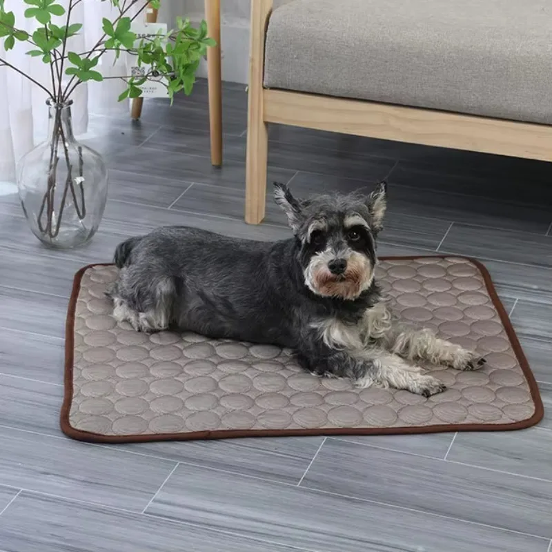 

High Quality Washable Dog Pet Cooling Cushion Summer Waterproof Breathable Sleeping Pet Ice Pad
