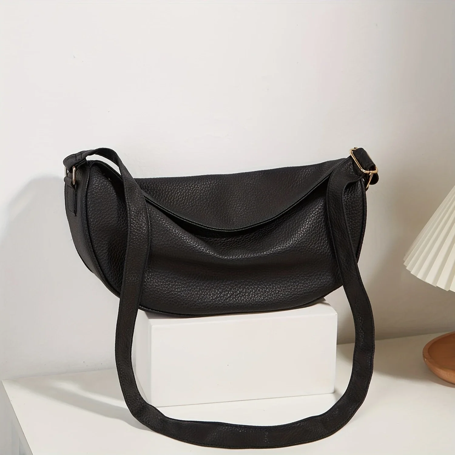 

Retro Women's Shoulder Bag, Fashionable Commuter Crossbody Dumpling Bag, Soft PU Leather Purse, Adjustable Strap