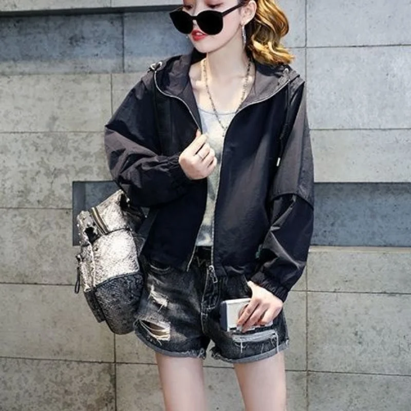 Spring Coat for Women 2024 Black Cropped Autumn Bomber Coats Baseball Female Clothing Short Jacket Fashion Demi-season Clothes