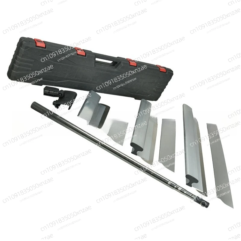 Long Pole Wall Putt…