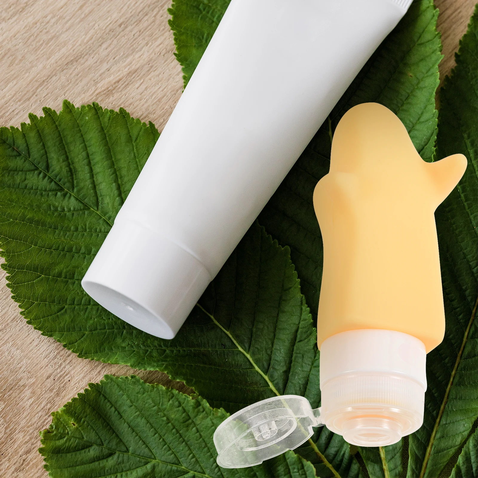 

4Pcs Travel Dispenser Bottles Refillable Lotion Containers Portable Travel Size Toiletry Storage Set 90Ml