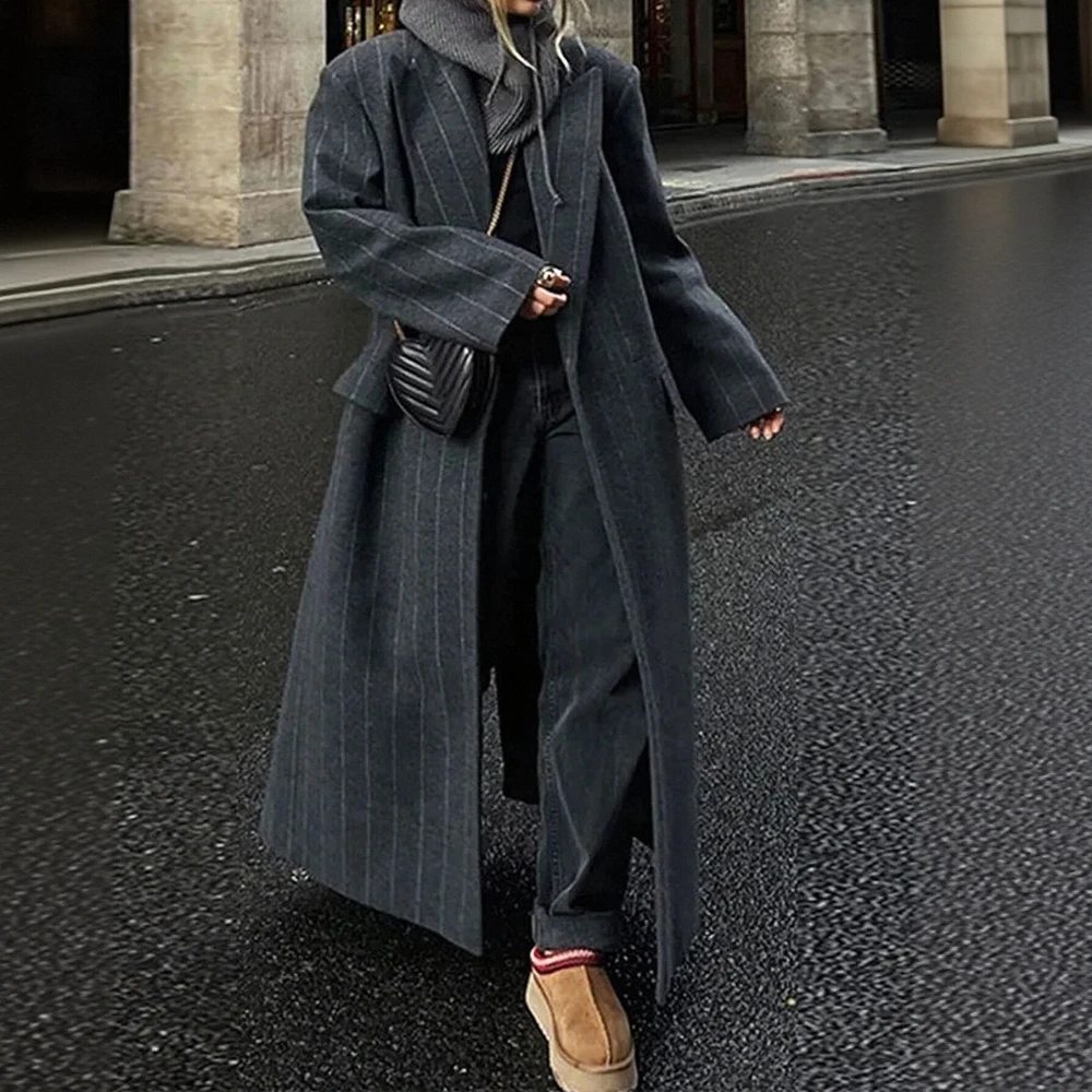 

Women's Striped Long Sleeve Jacket Modest Fashion Turn-down Collar Autumn Winter Commute Coat Stylish