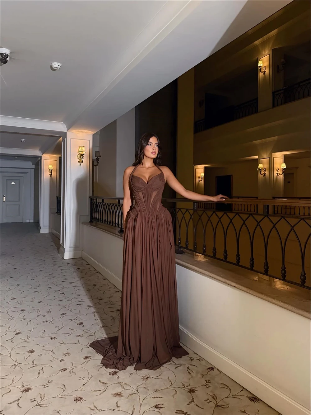 

Customized Simple russet Chiffon Evening Dress Formal Halter Sleeveless Celebrity Gowns Sexy Straight Sweep TrainParty Dresses